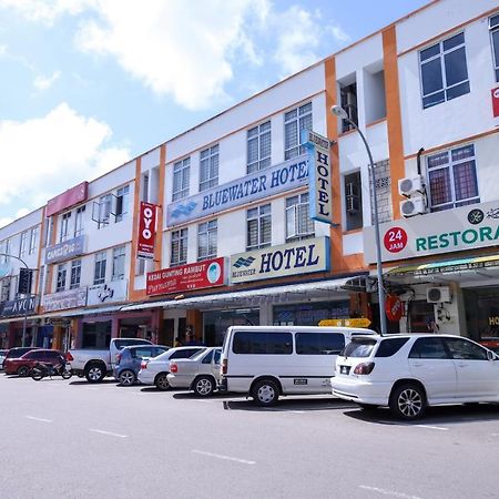 Oyo 89763 Bluewater Hotel Mersing Luaran gambar