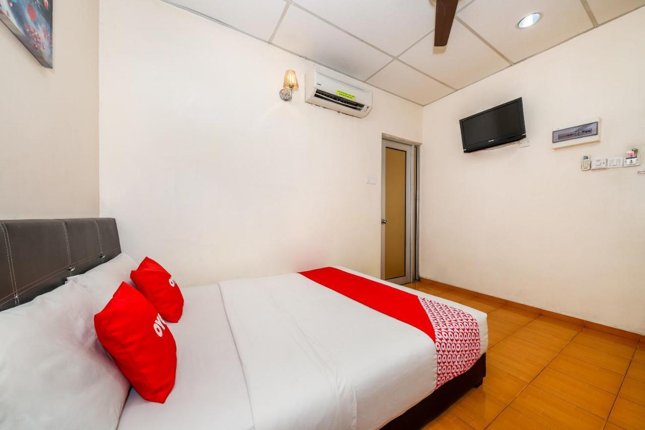 Oyo 89763 Bluewater Hotel Mersing Luaran gambar