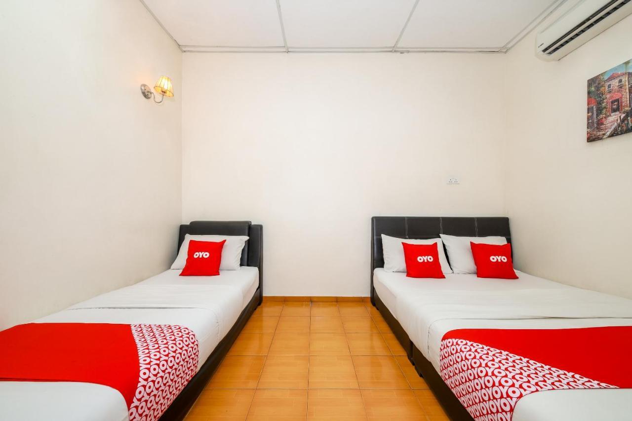 Oyo 89763 Bluewater Hotel Mersing Luaran gambar