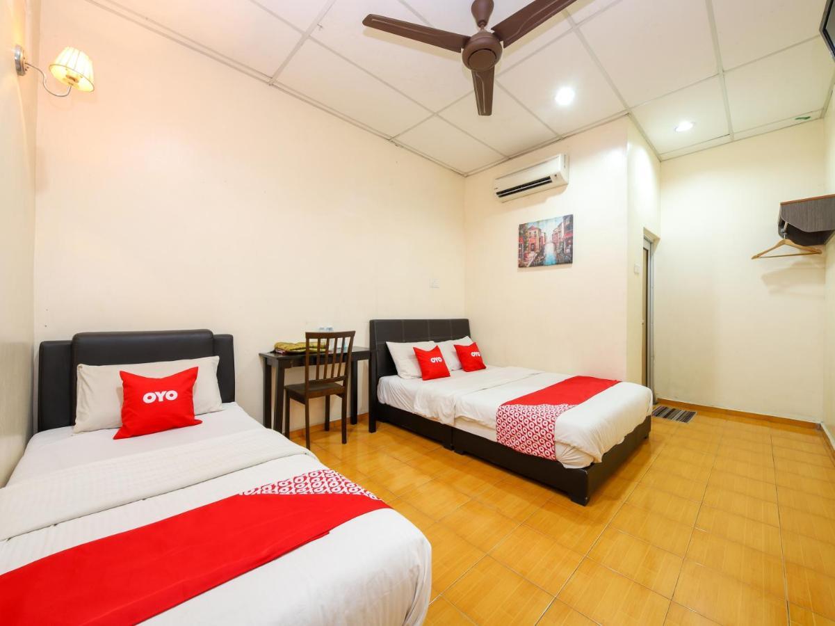 Oyo 89763 Bluewater Hotel Mersing Luaran gambar