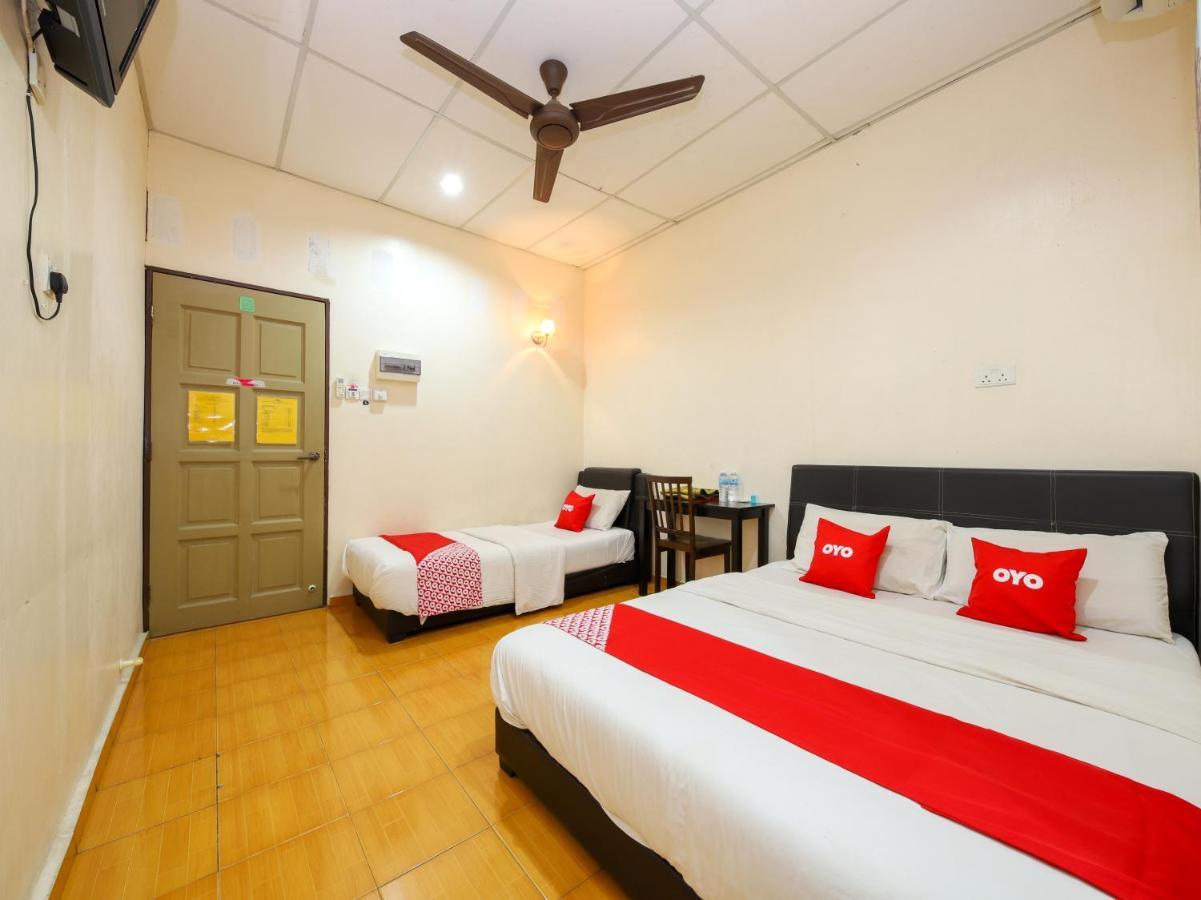 Oyo 89763 Bluewater Hotel Mersing Luaran gambar