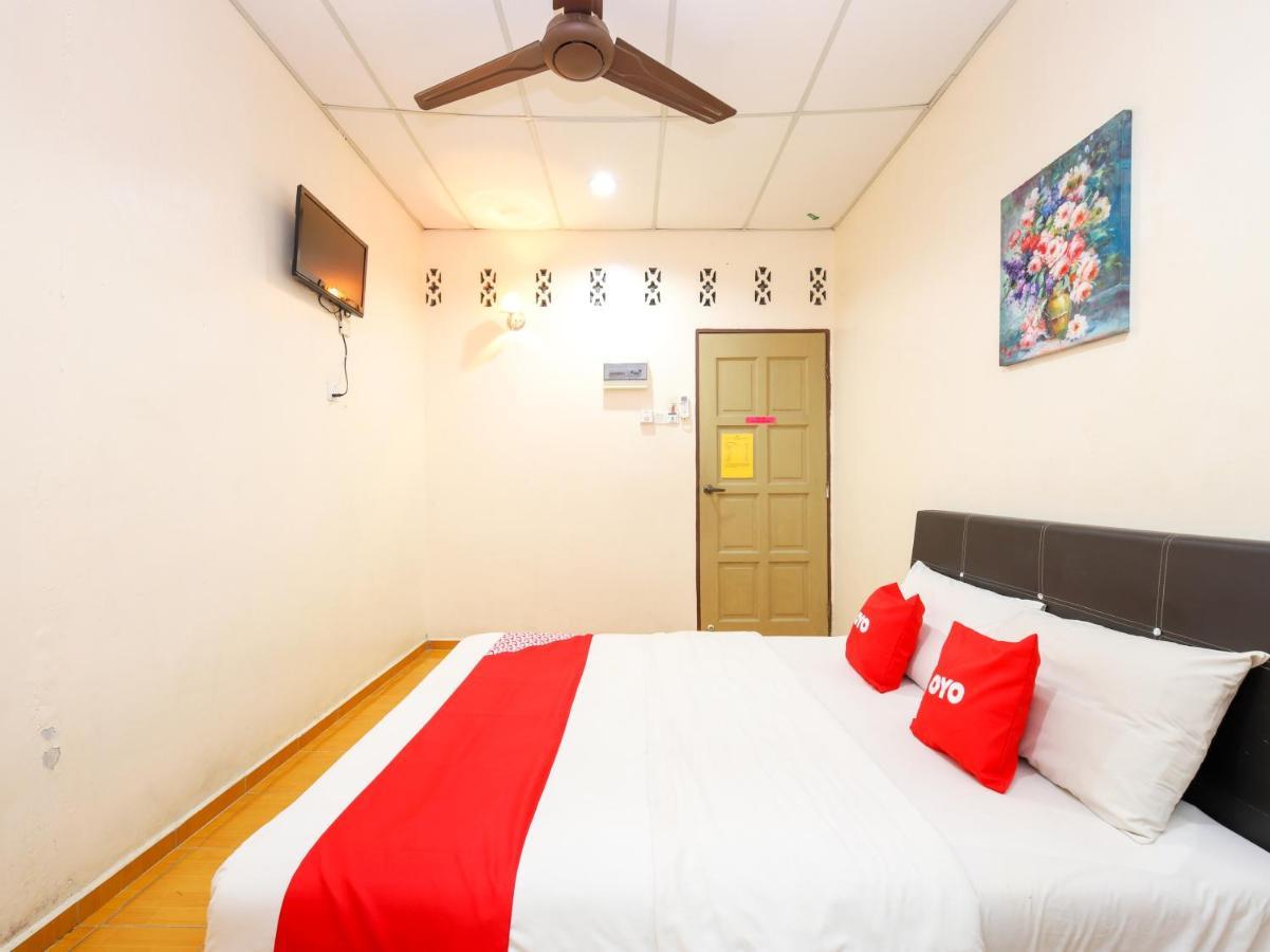 Oyo 89763 Bluewater Hotel Mersing Luaran gambar